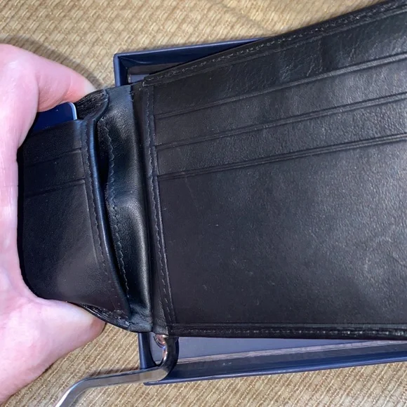 ♣️NWT Roberto Cavalli Genuine Leather Wallet